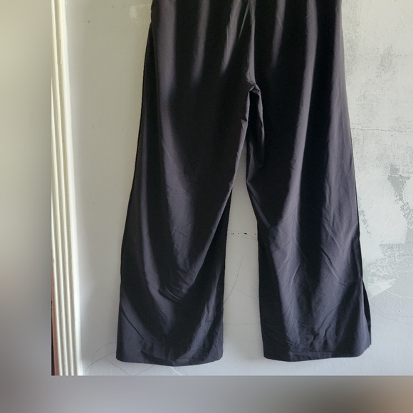 Lululemon Wanderer Wide Leg Pant Size 10 Black - Picture 8 of 12
